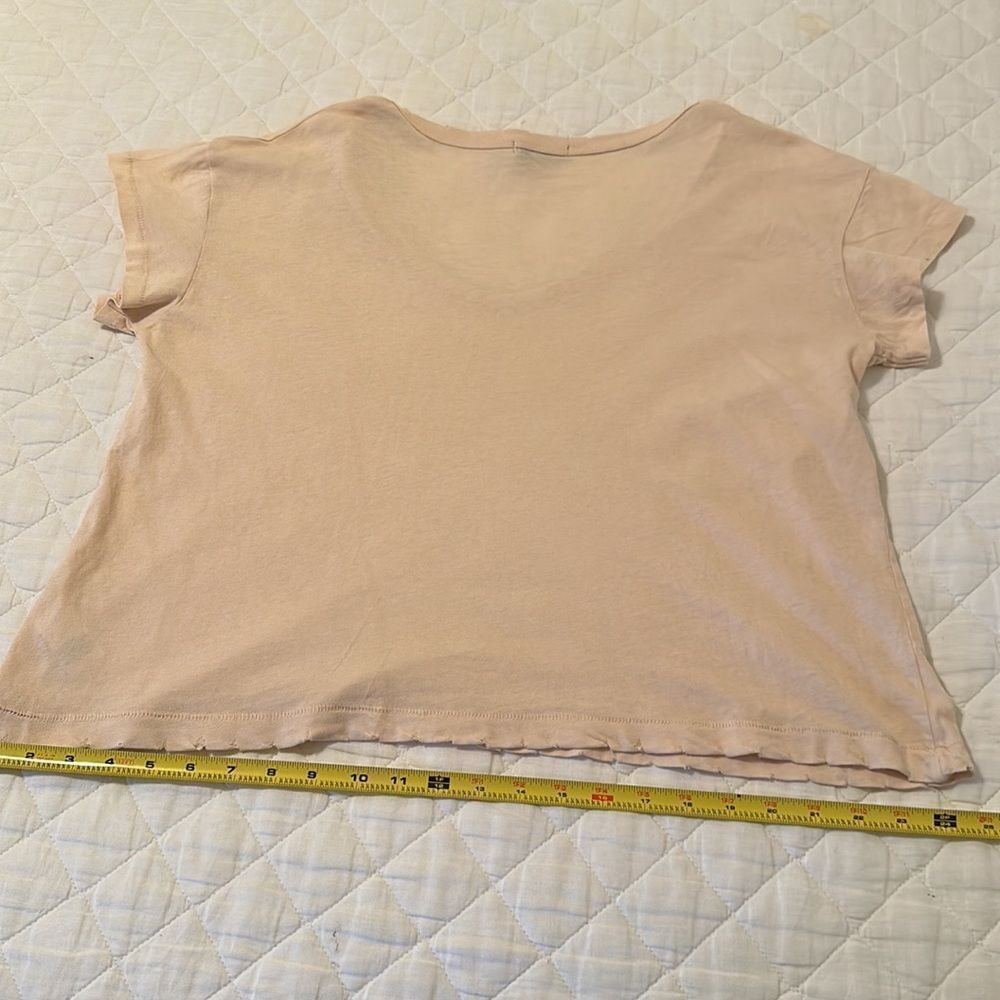 NWOT UO BDG Loose Fit Relaxed Tee with Hem Distressing Light Peach Color Size M - Picture 9 of 11